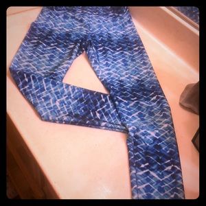 Mermaid fishtail design leggings/yoga pants!👖💞